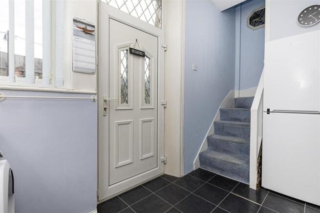 2 bed Terraced for sale Image 8