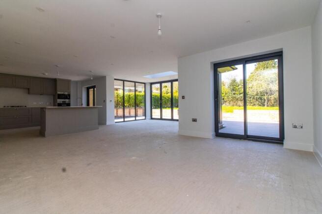 OPEN PLAN LIVING ROOM