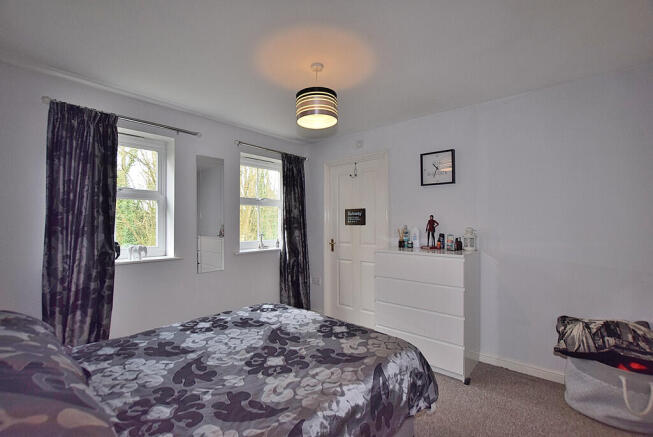 2 bed Apartment for sale Image 9