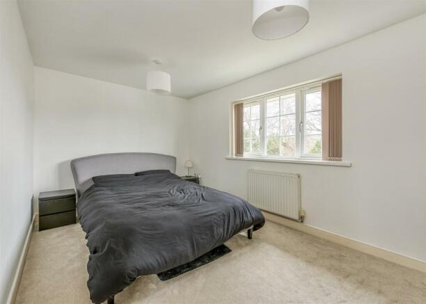 48 Abney Avenue-bed1.jpg