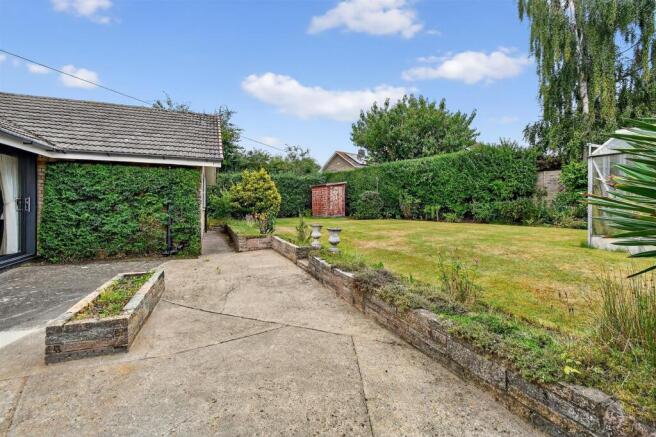 3 bed Detached Bungalow for sale Image 7