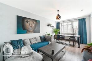 8, Conway House, Telford Avenue, London SW2 4RB