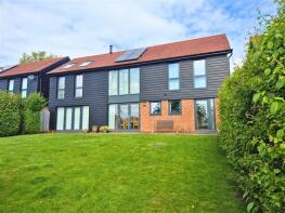 5, Walpole Close, Leominster HR6 9GA