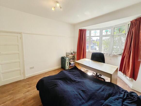 Lounge/Bedroom 4