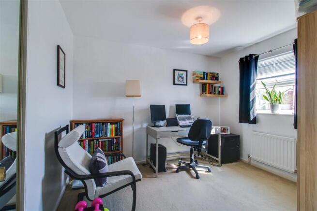 4 bed Detached for sale Image 10