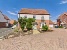 6, Foxglove Way, Nottingham NG12 3UB