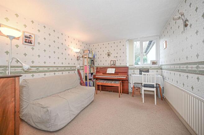 SNUG/OFFICE/BEDROOM 4