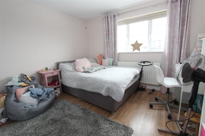 Bedroom 2.JPG