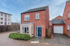 8, Chadwick Close, Birmingham B45 8NN