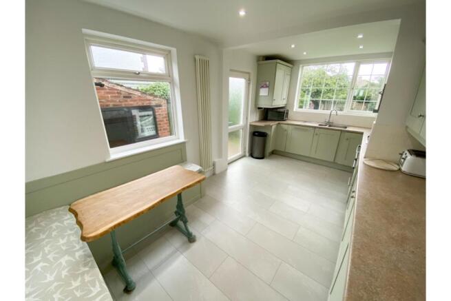 Kitchen/Breakfast