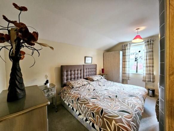 3 bed Detached for sale Image 12