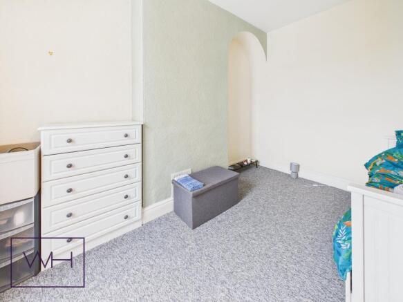 2 bed Terraced for sale Image 8