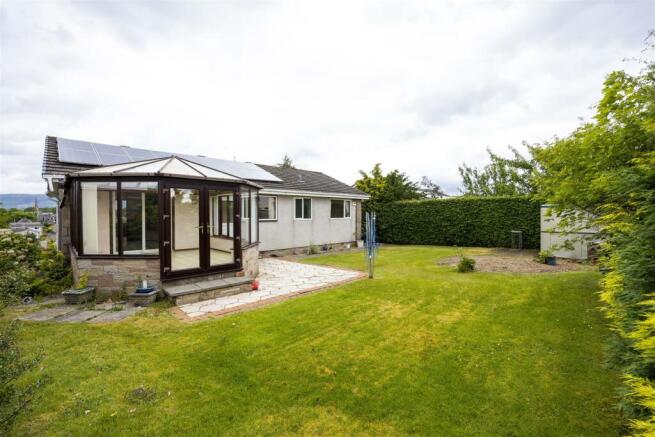 35_ANNE_CRESCENT_LENZIE_007.JPG