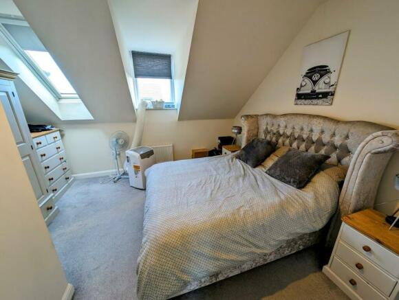 209 Dowsell Way bed 2.jpg
