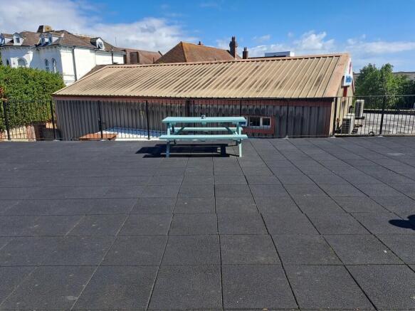 ROOF TERRACE