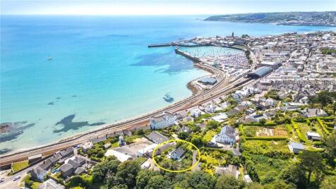 Chyandour Cliff, Penzance, Cornwall, TR18