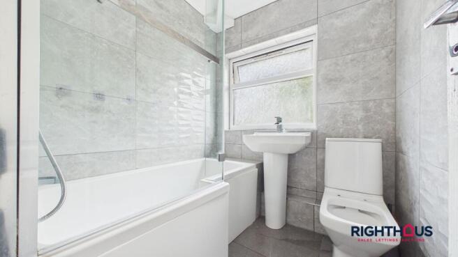 3 bed Terraced for sale Image 9