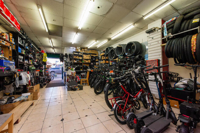 Seven Sisters Roa...