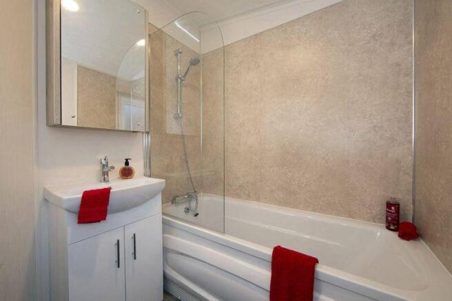 2 bed Lodge for sale Image 9