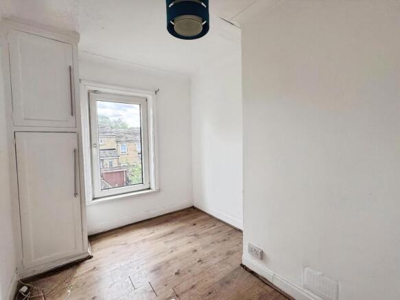 2 bed Terraced for sale Image 9