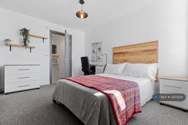 Room 3 With View Of Ensuite