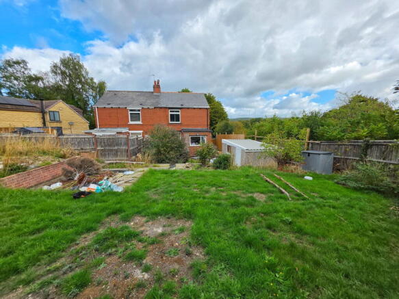 2 bed Semi-Detached for sale Image 11