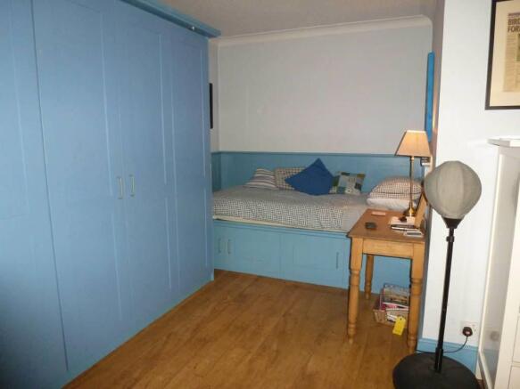 Photo 4