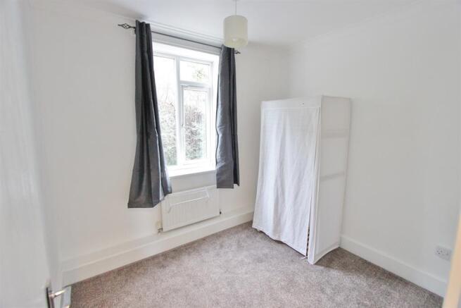 2 bed Flat to rent Image 9