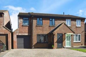 32, Gillcrest, Fareham PO14 4SH