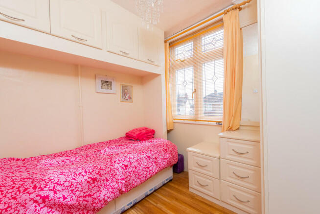 30 Green Lane3