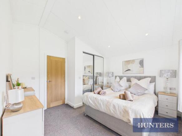 2 bed Park Home for sale Image 7