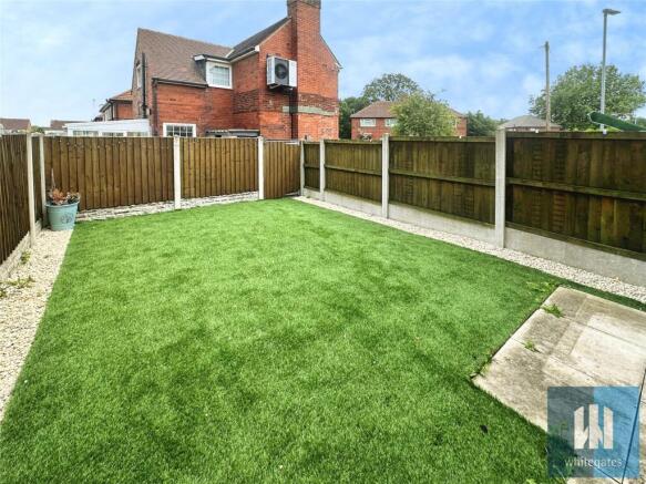 2 bed Terraced for sale Image 12