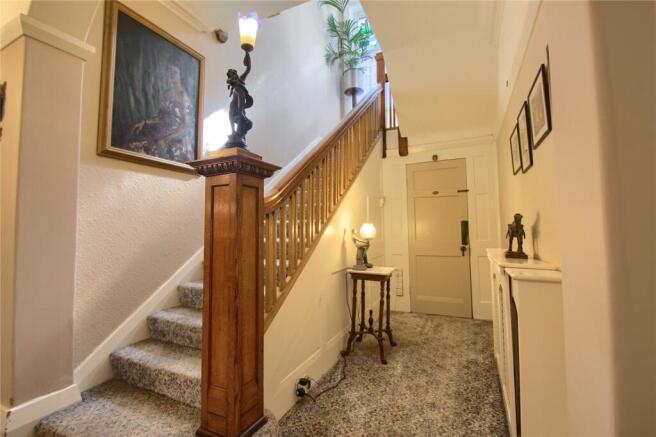 4 bed Detached for sale Image 6