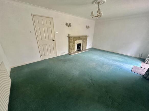 3 bed Detached for sale Image 9
