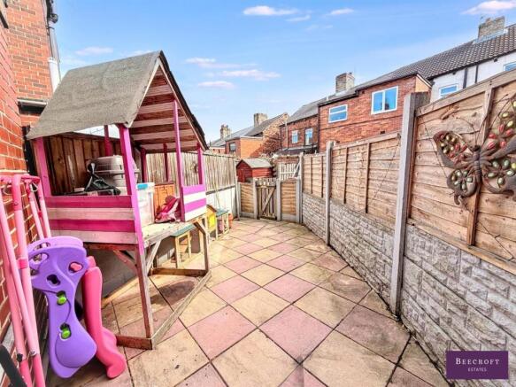 2 bed Terraced for sale Image 9