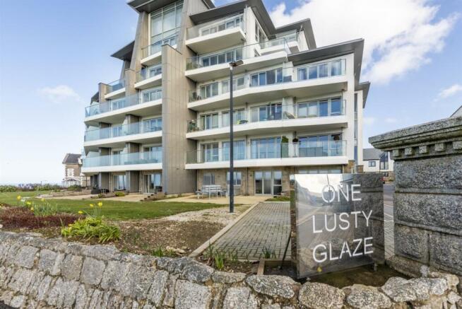25 Lusty Glaze-30.jpg