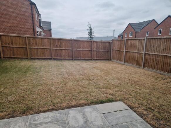 3 bed House to rent Image 7