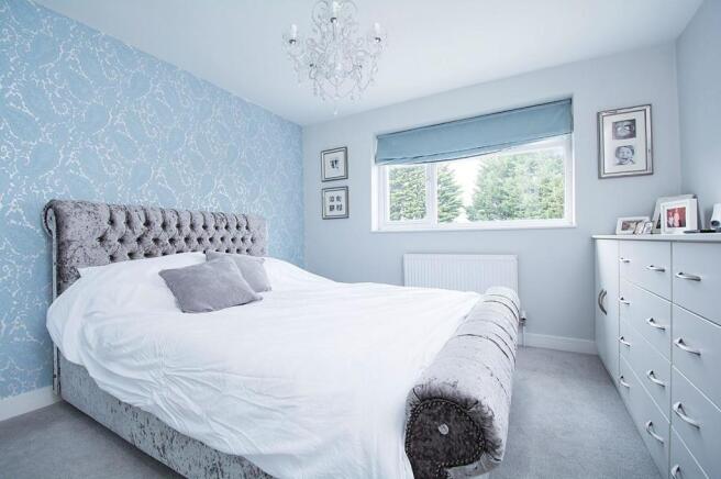 bed 1.jpg