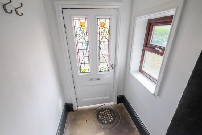 3 bed Terraced for sale Image 5