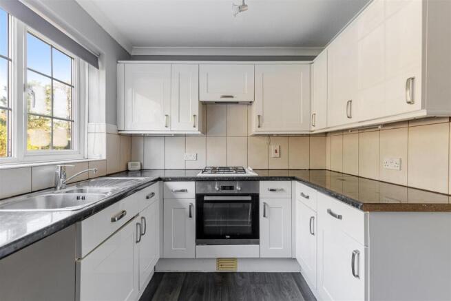 A09 - 61, Braddons Hill Road East Torquay - 251203