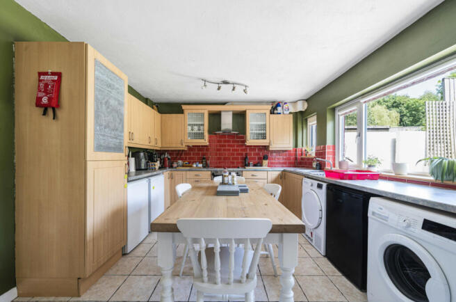 Kitchen/Breakfast Rm