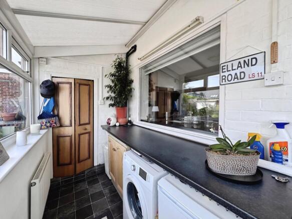 2 bed Terraced for sale Image 7