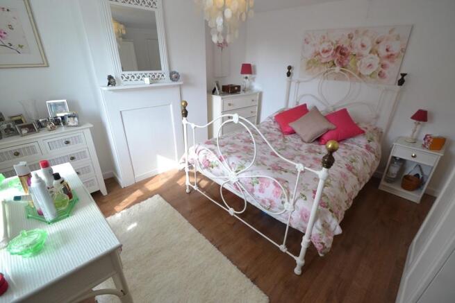 bed 1