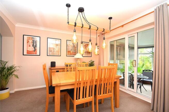 4 bed Detached for sale Image 7
