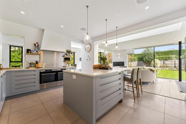 Live In Dining Kitchen