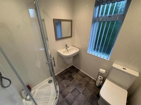 2 bed Semi-Detached Bungalow for sale Image 9