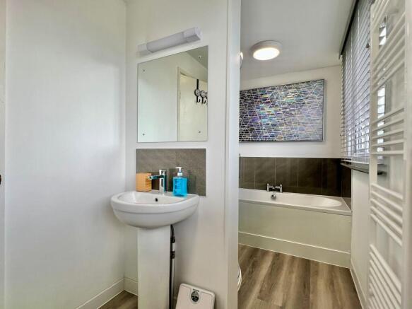 Photo 26