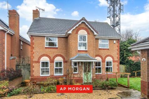Parkstone Avenue, Bromsgrove, Worcestershire, B61