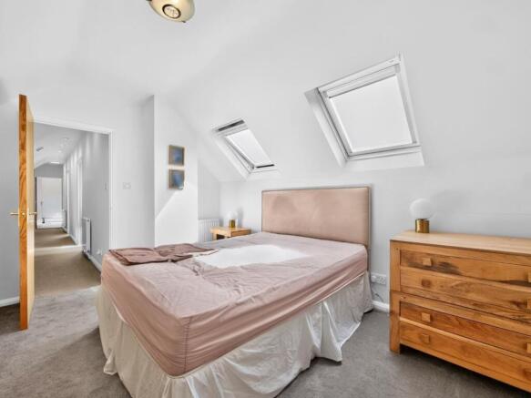 3 bed Detached for sale Image 11