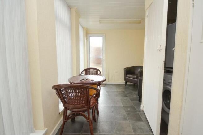3 bed Terraced for sale Image 6